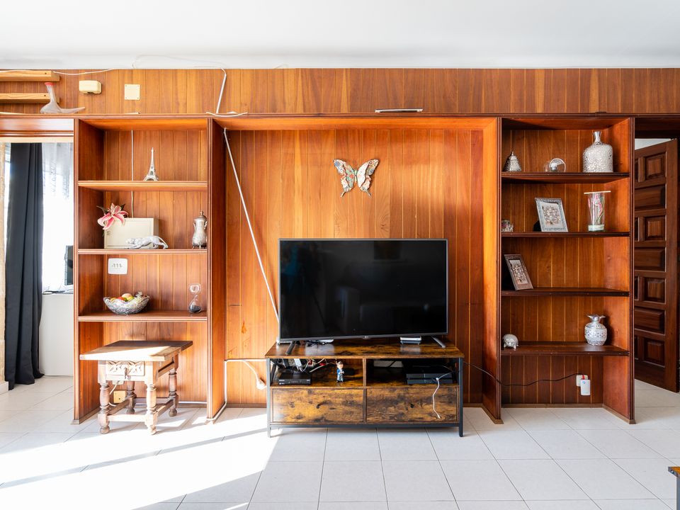 Apartment for sale in Port De Pollenca, Majorca € 230,000 Ref